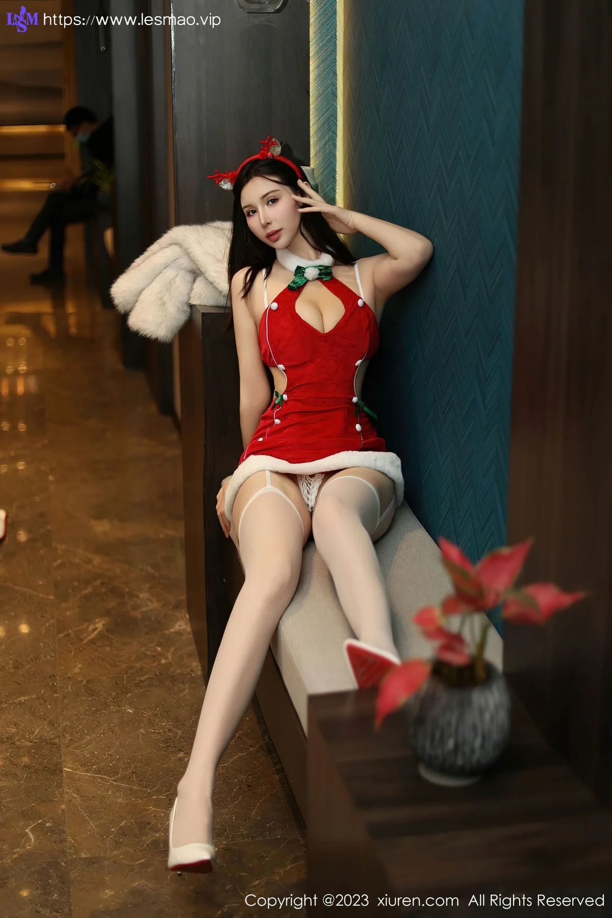 XiuRen 秀人 No.7841  曼柔 红色圣诞主题拍摄性感写真3 - 7