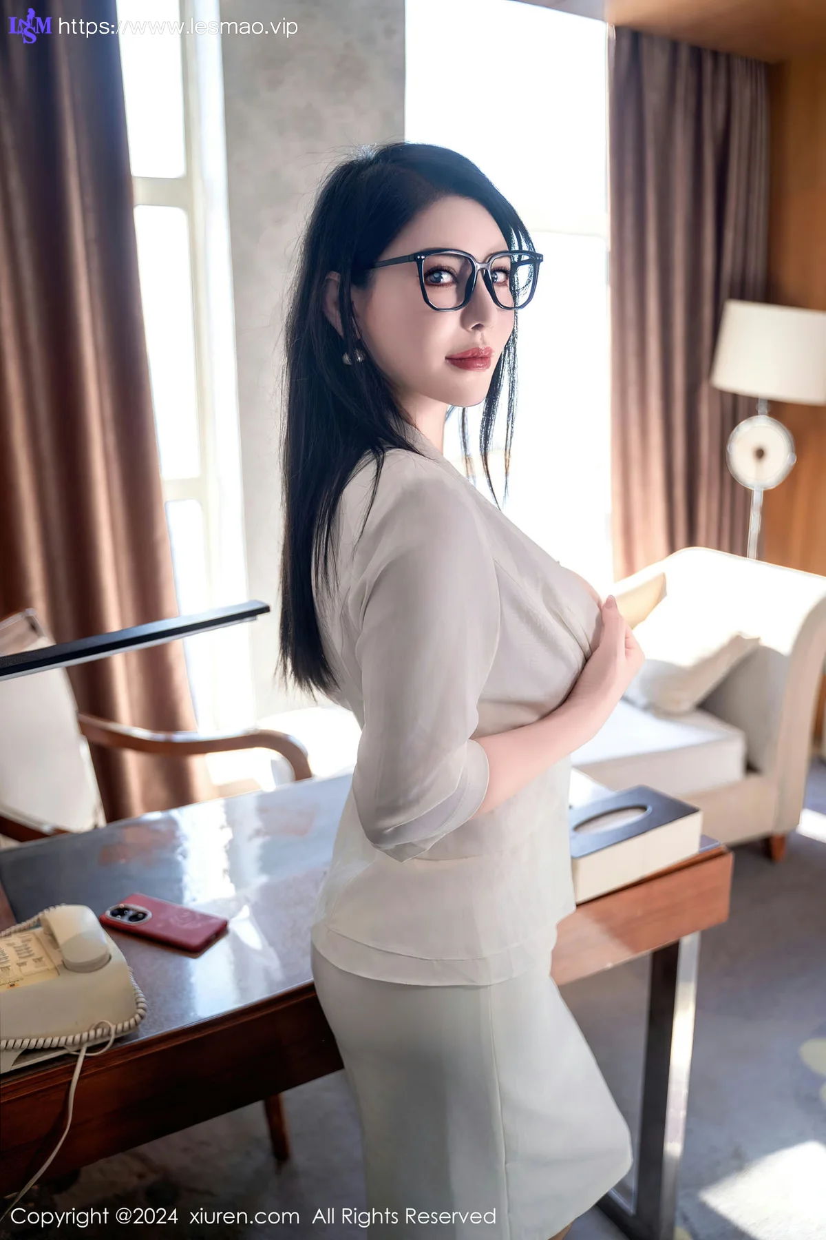 XiuRen 秀人 No.8008  悦悦姐 酒店经理服务系列性感写真3 - 2