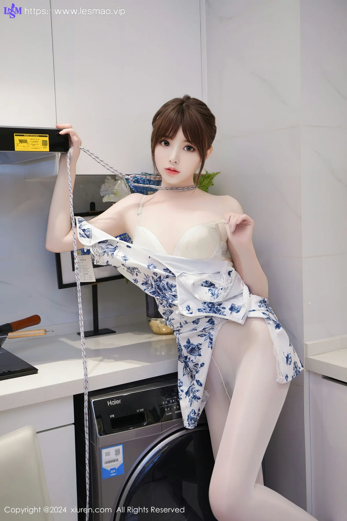 XiuRen 秀人 No.8255  梦灵儿Mini 青色轻透情趣旗袍性感写真1 - 7