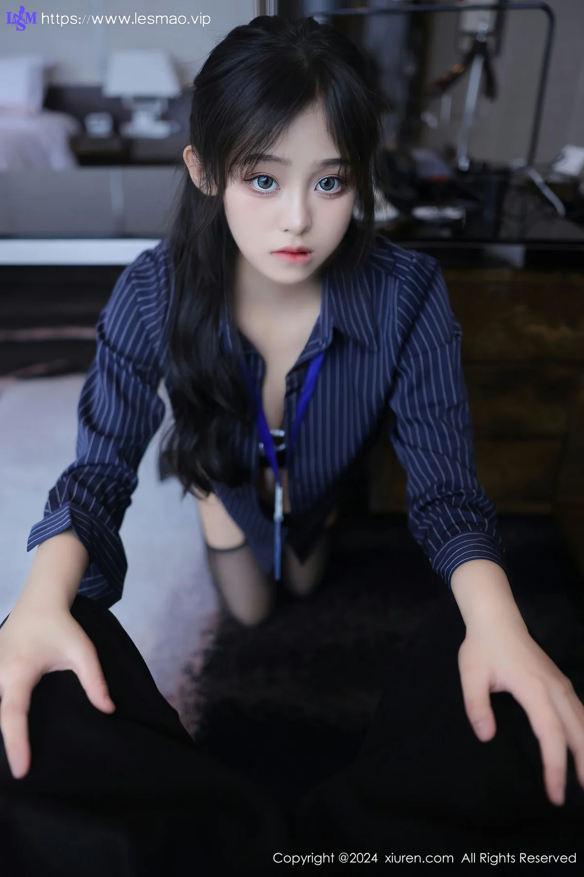 XiuRen 秀人 No.8373 王心悦 蓝色OL服饰性感写真11 - 8