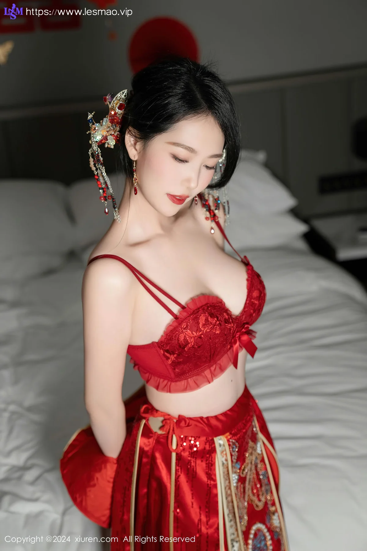 XiuRen 秀人 No.8376 利世 主题新婚之夜性感写真111 - 1