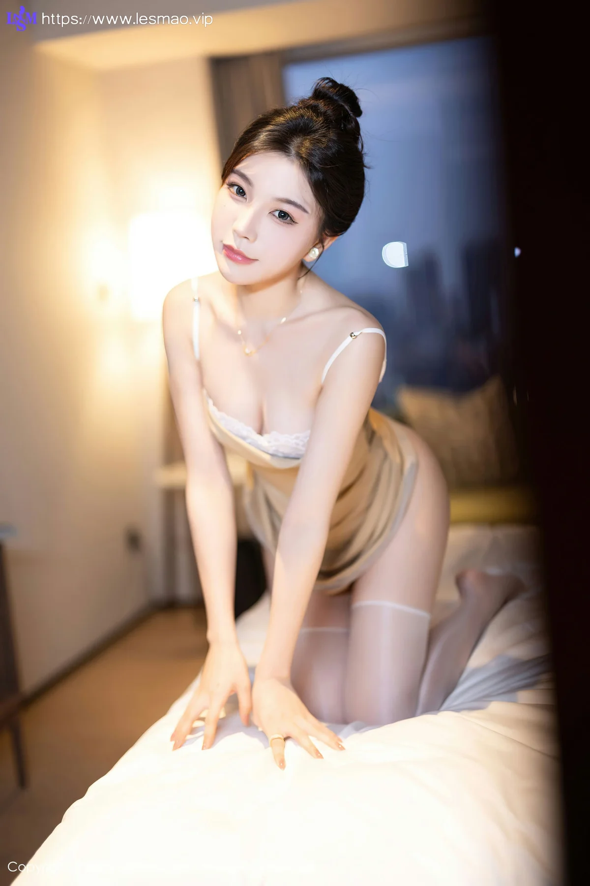 XiuRen 秀人 No.8491 徐莉芝Booty 杏色连衣短裙性感写真3 - 3