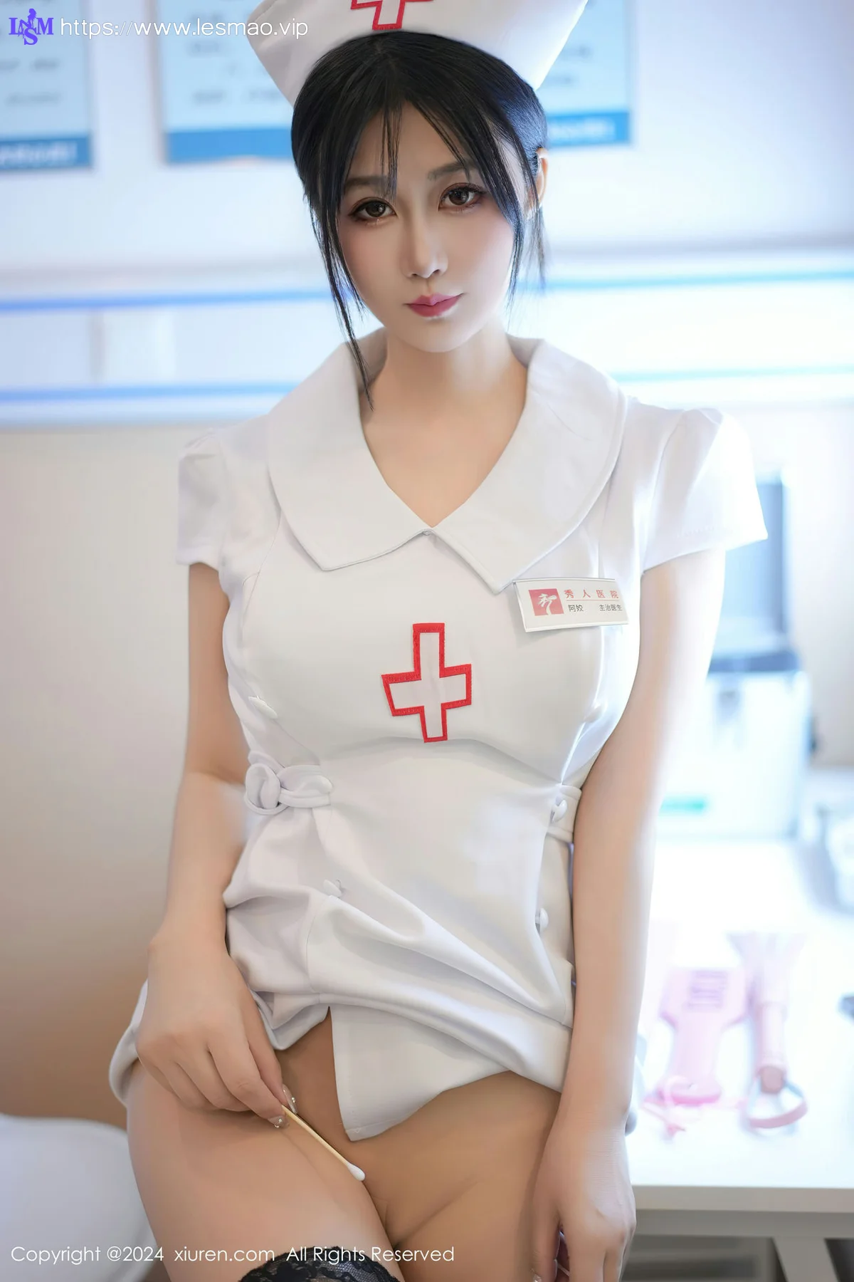XiuRen 秀人 No.8512 laura阿姣 白色护士服性感写真1 - 9