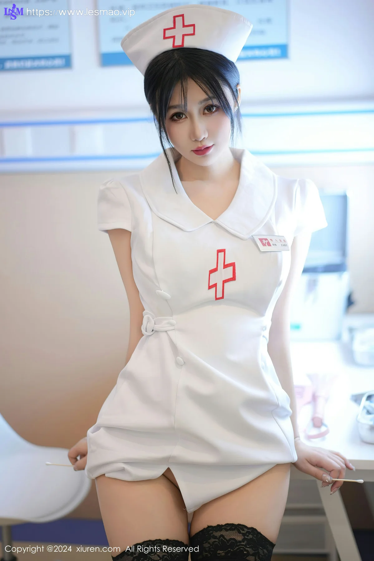 XiuRen 秀人 No.8512 laura阿姣 白色护士服性感写真1 - 10
