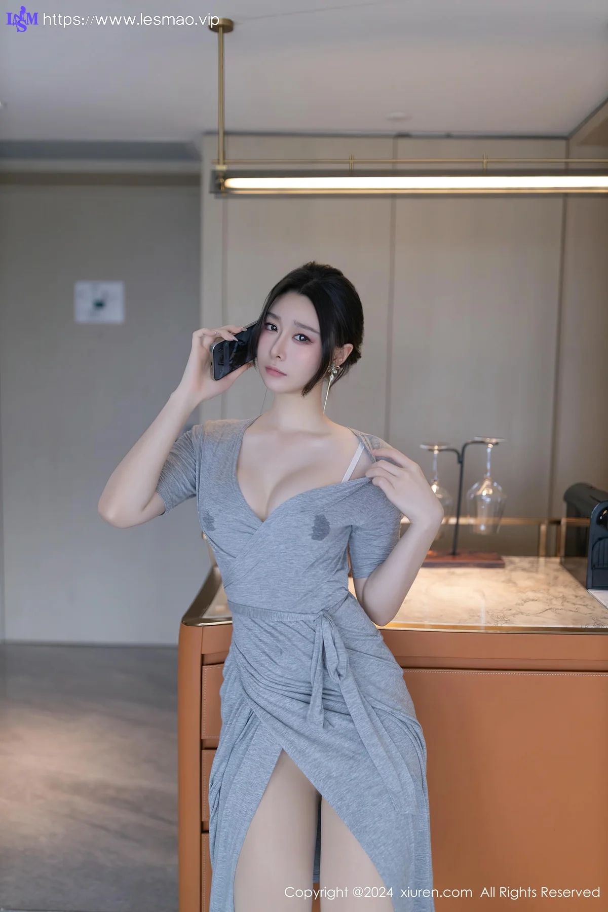 XiuRen 秀人 No.8699 小逗逗 魅惑肉丝性感写真111 - 3