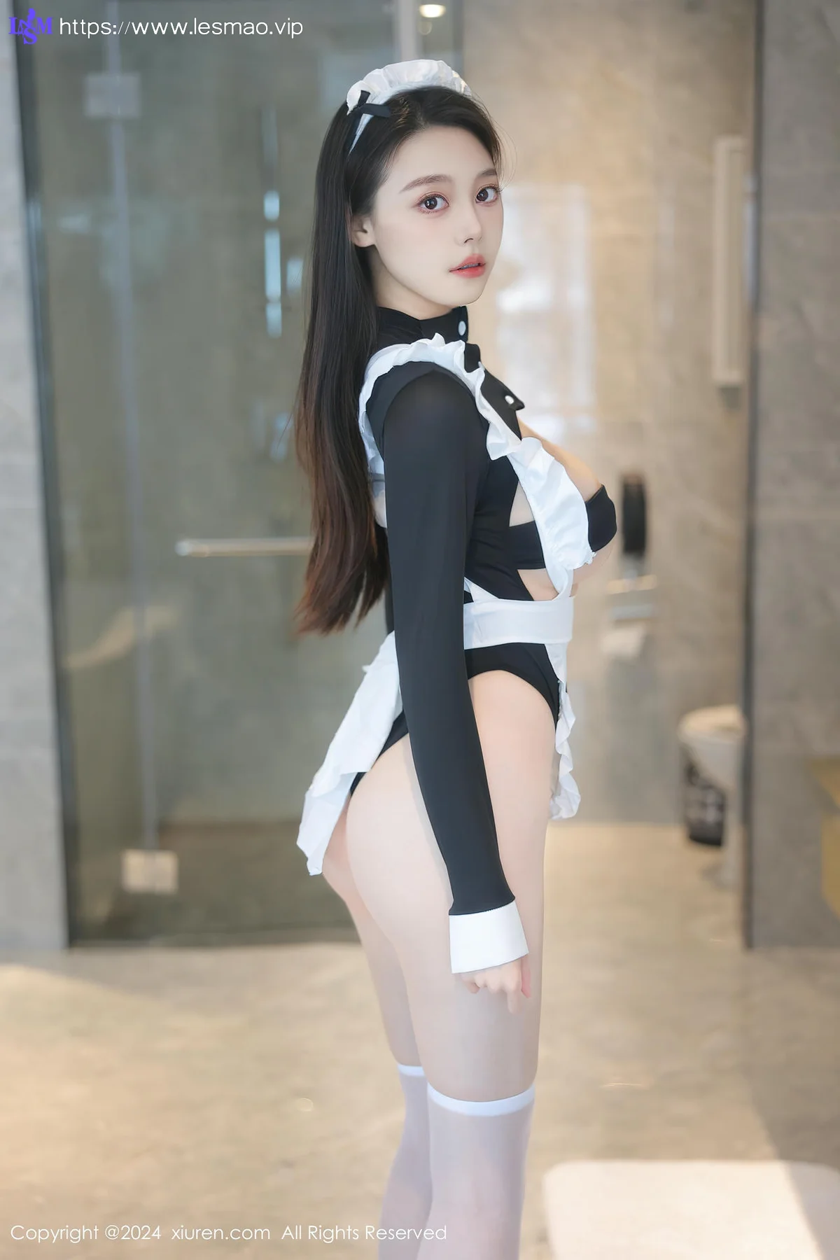 XiuRen 秀人 No.8706 清妙 黑白色女仆服饰性感写真1 - 6