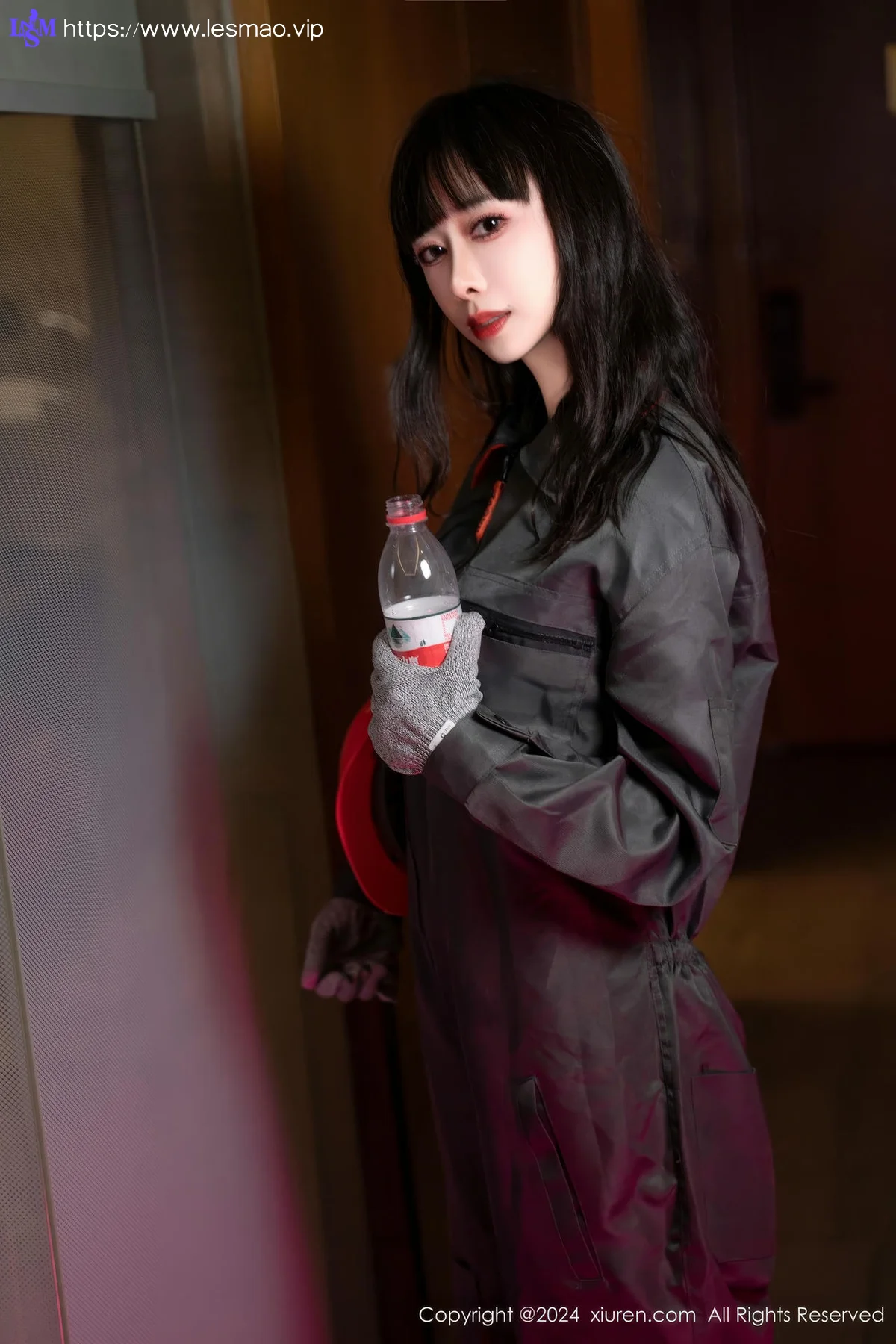 XiuRen 秀人 No.8938 宝宝甜 上门女维修工特殊服务性感写真 - 10