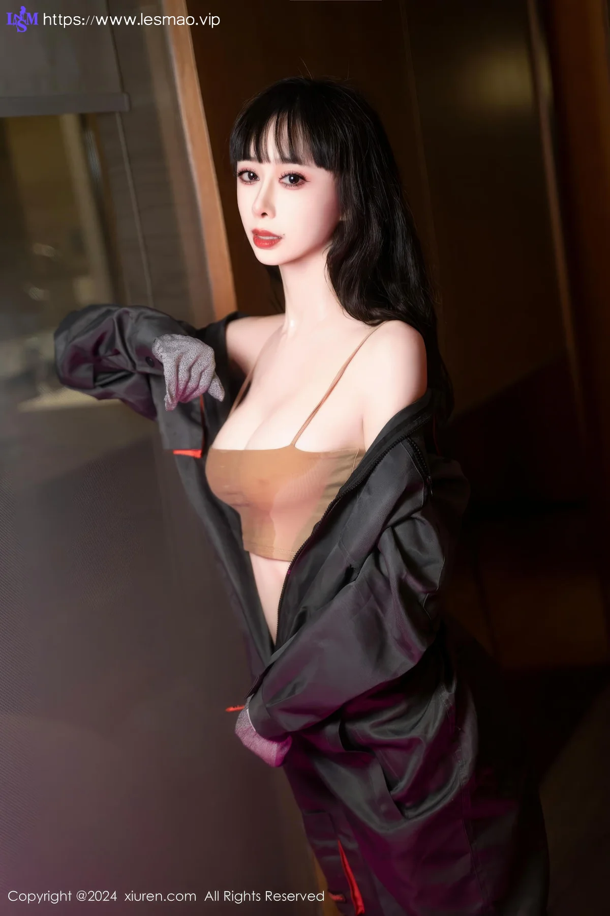 XiuRen 秀人 No.8938 宝宝甜 上门女维修工特殊服务性感写真 - 4