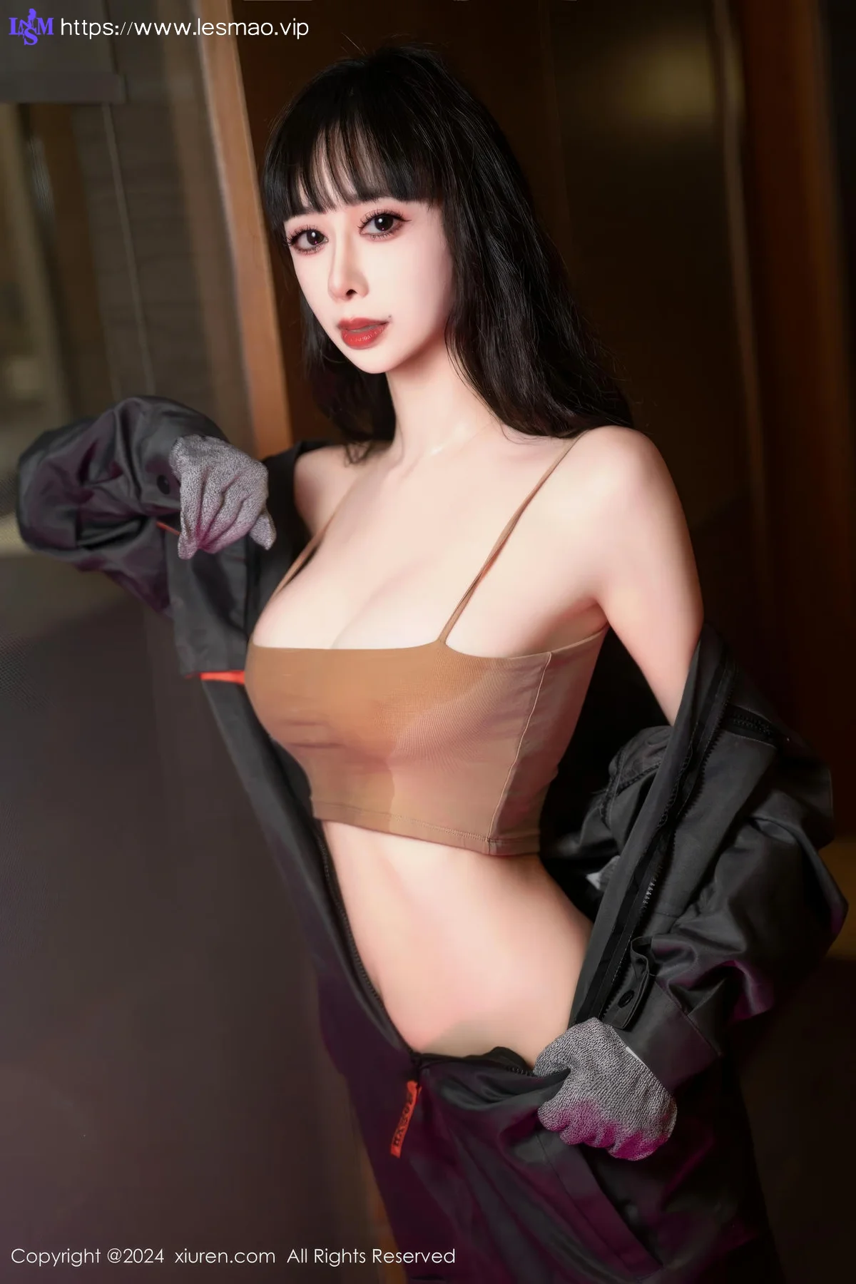 XiuRen 秀人 No.8938 宝宝甜 上门女维修工特殊服务性感写真 - 5