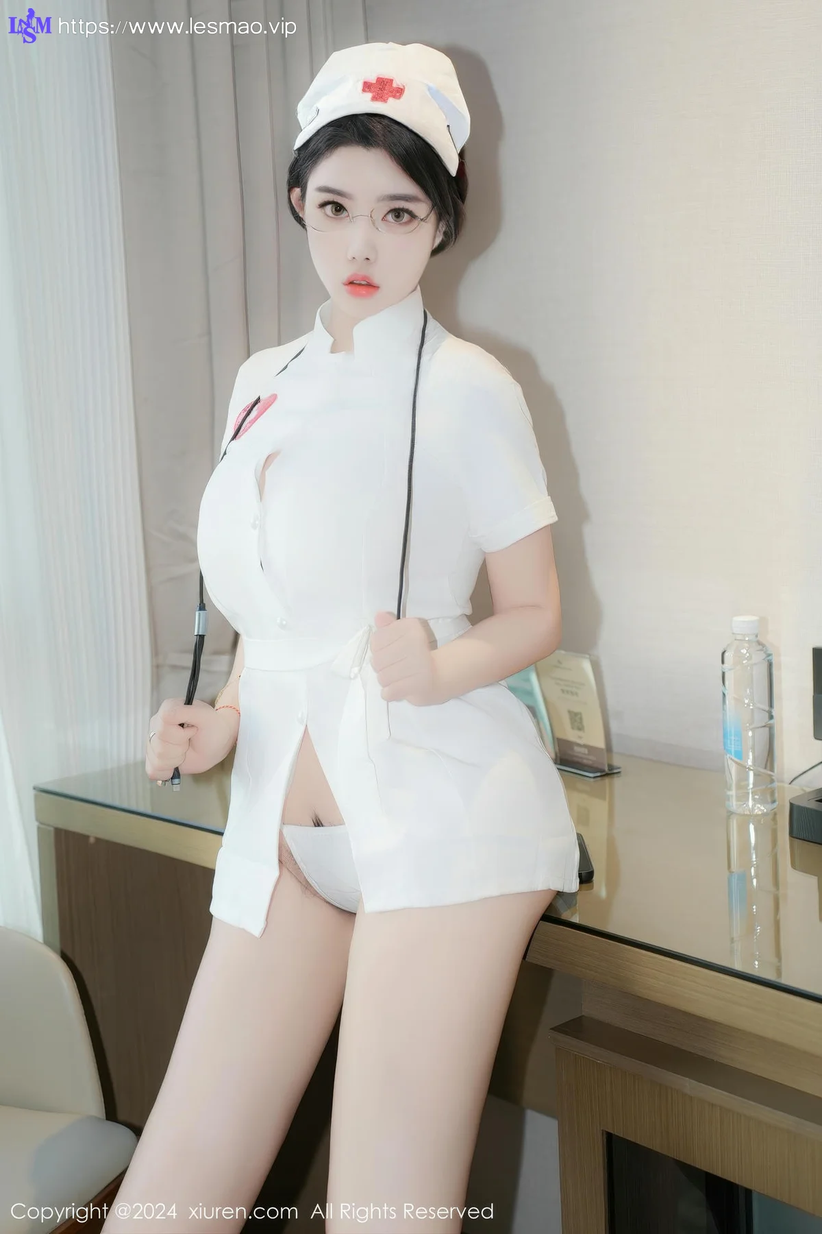 XiuRen 秀人 No.9044 樱桃小犊子 白色情趣护士服性感写真22 - 8