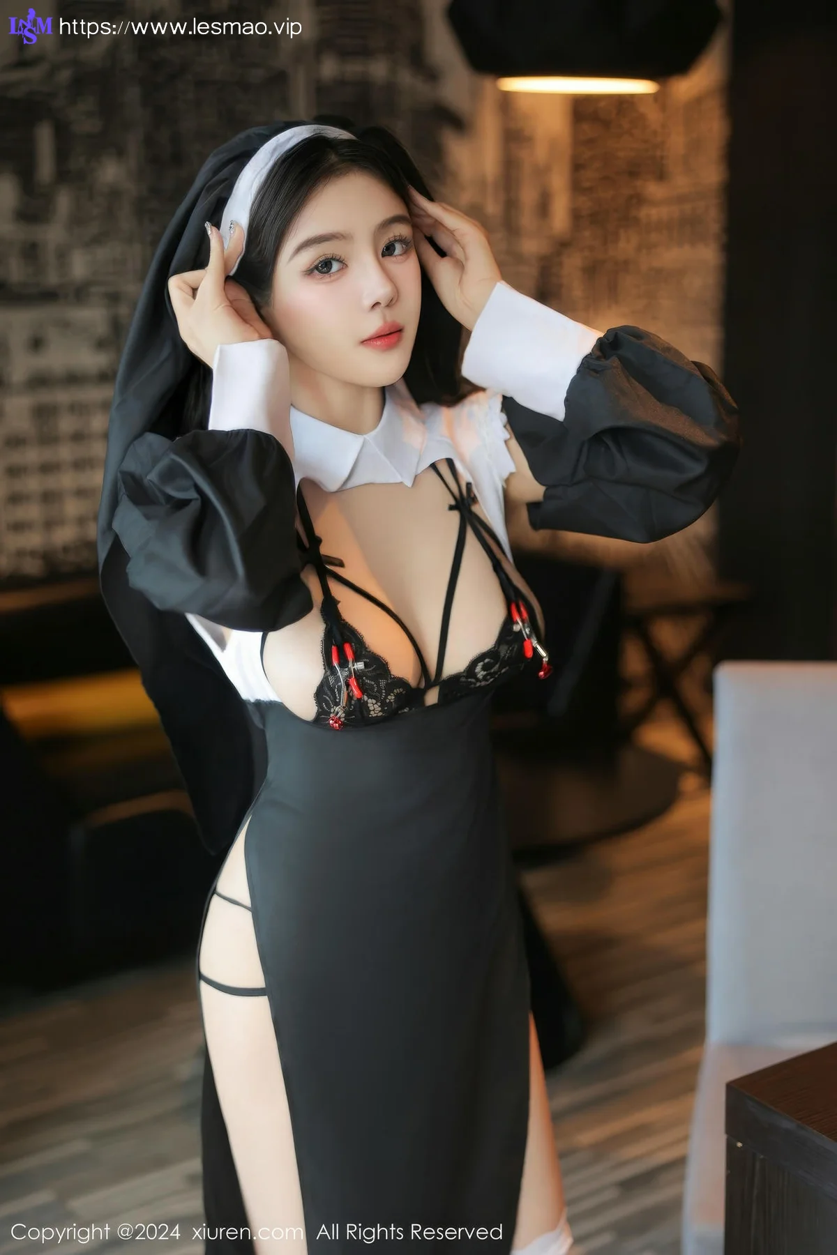 XiuRen 秀人 No.9045 袁圆 黑色修女服性感套写真1 - 5