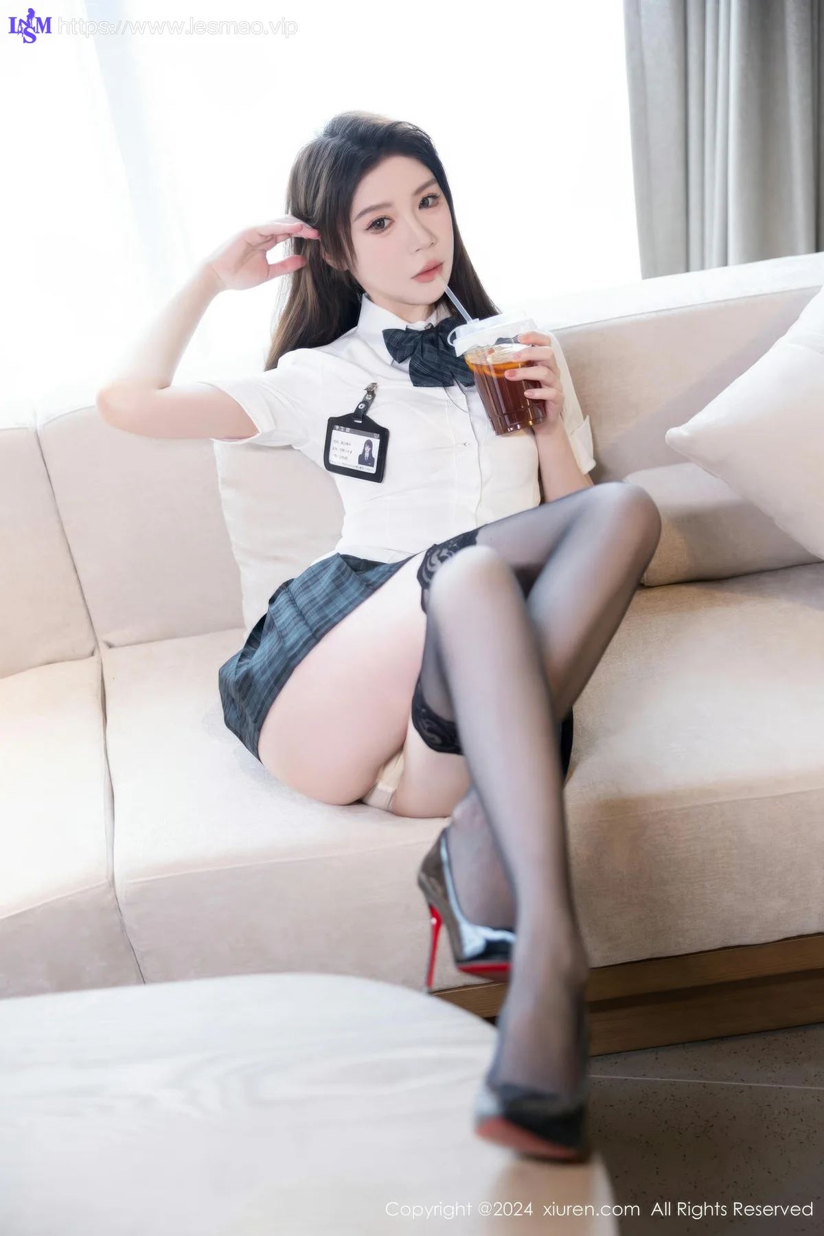 XiuRen 秀人 No.9074 梦心玥 性感JK制服性感写真 - 9