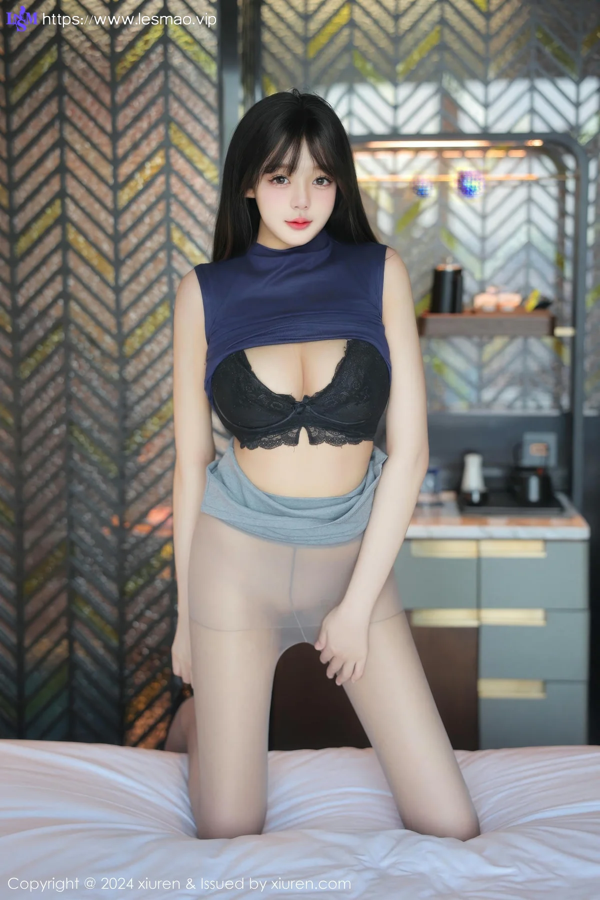 XiuRen 秀人 No.9233 柚柚小奶瓶 巨乳萝莉灰色短裙 - 9