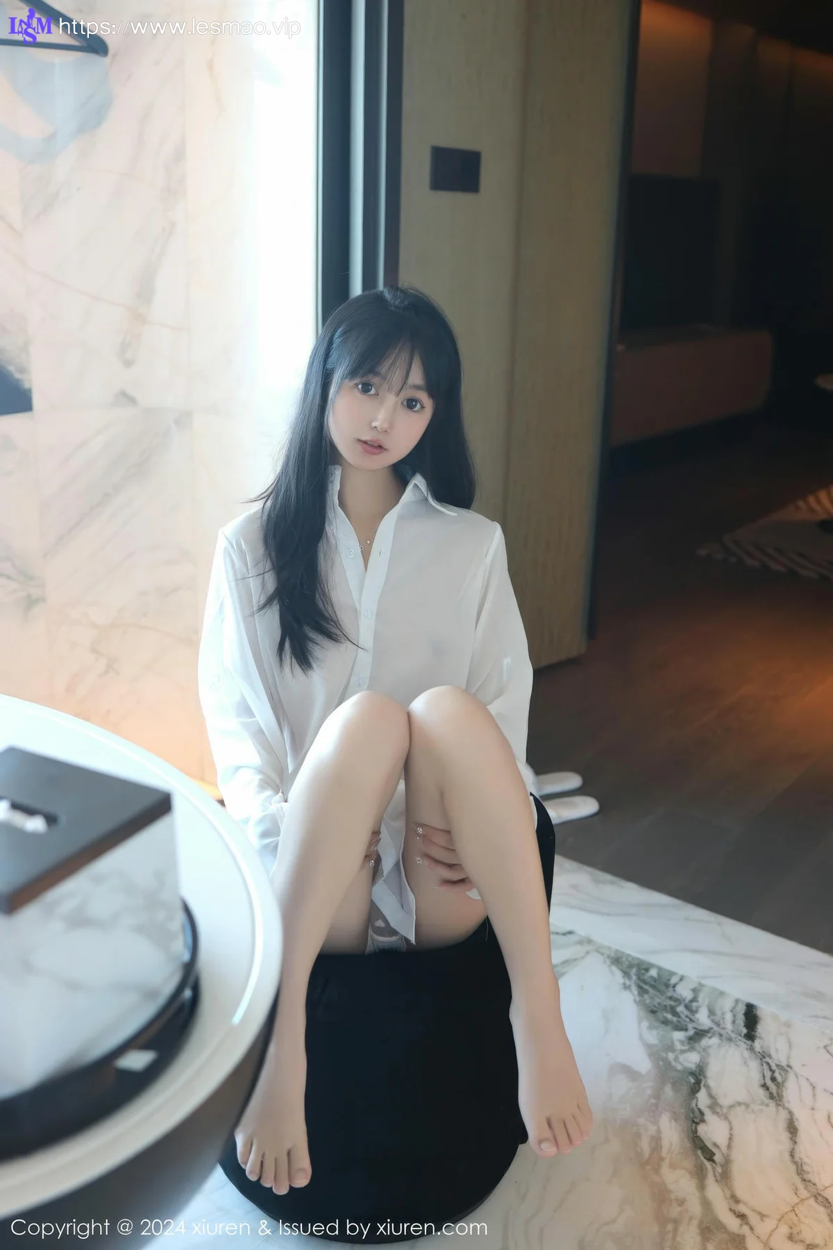 XiuRen 秀人 No.9251 林好好 首套写真白色衬衣萝莉 - 2