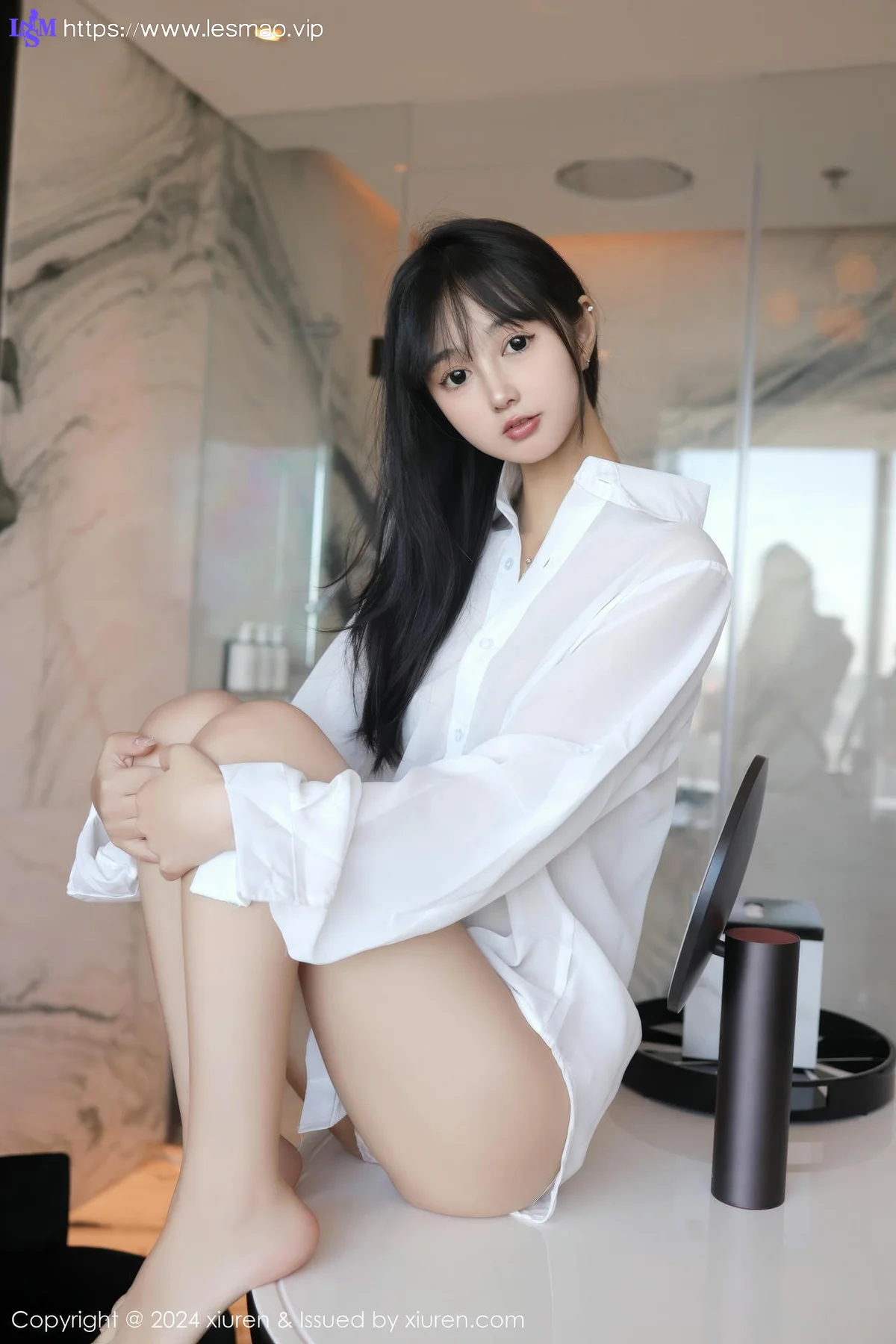 XiuRen 秀人 No.9251 林好好 首套写真白色衬衣萝莉 - 9