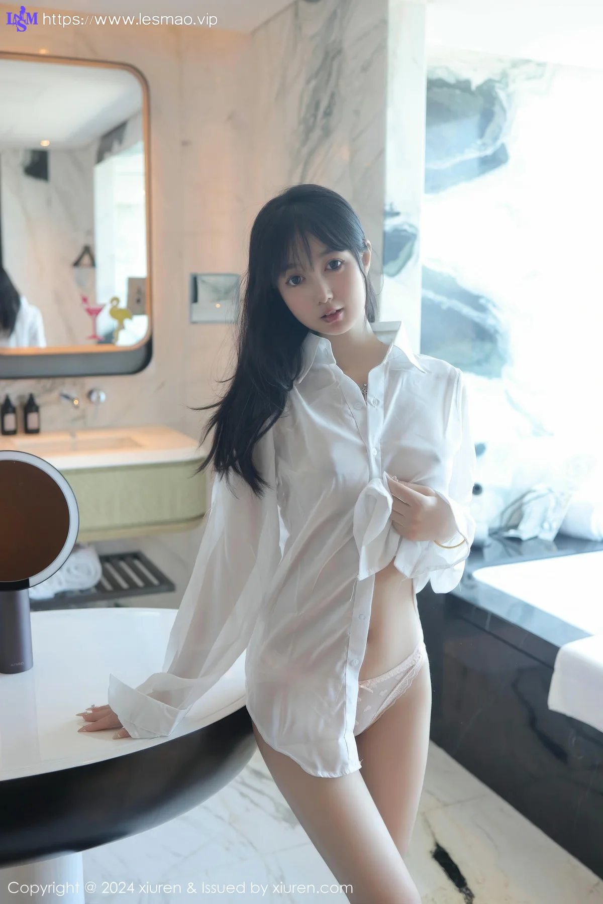 XiuRen 秀人 No.9251 林好好 首套写真白色衬衣萝莉 - 7