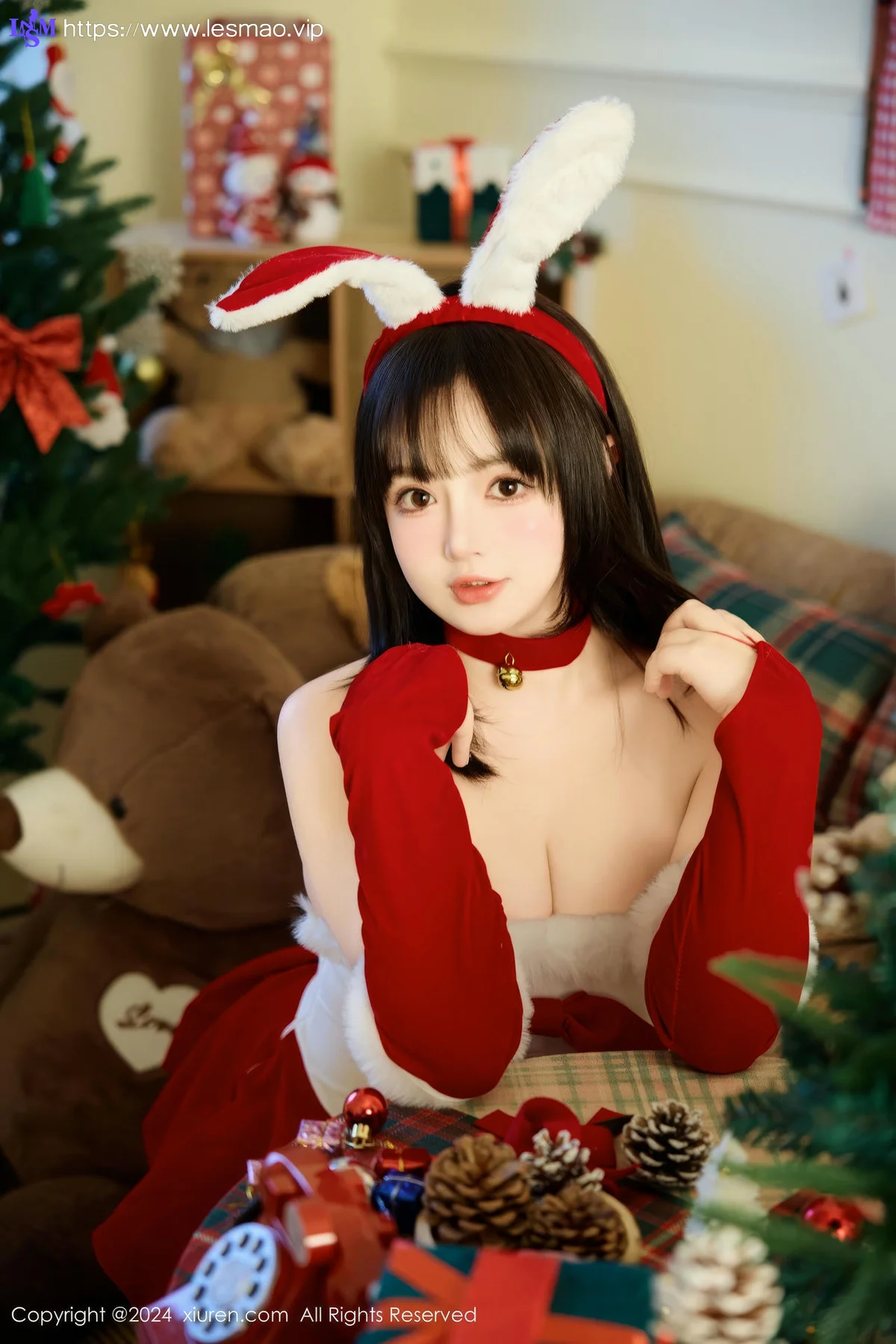 XiuRen 秀人 No.9656 养乐多Doll 少女节日写真爆乳 - 3