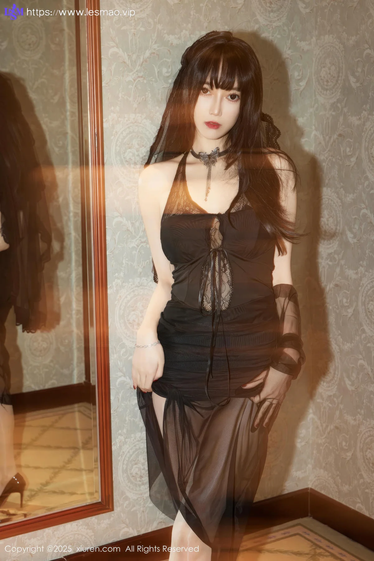 XiuRen 秀人 No.9773 玥儿玥er 乳贴黑丝翘臀 - 1