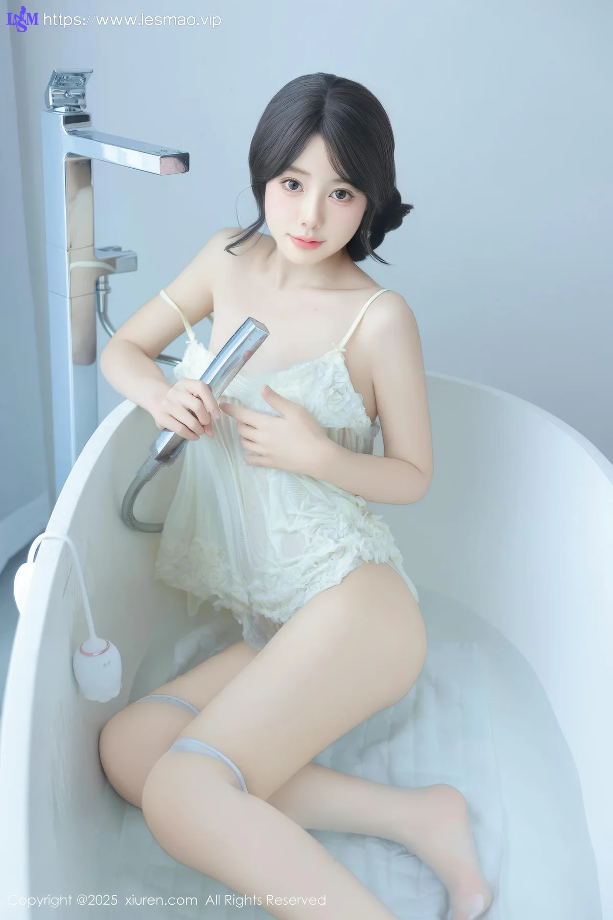 XiuRen 秀人 No.9851 桃妖夭 浴缸场景拍摄 - 3