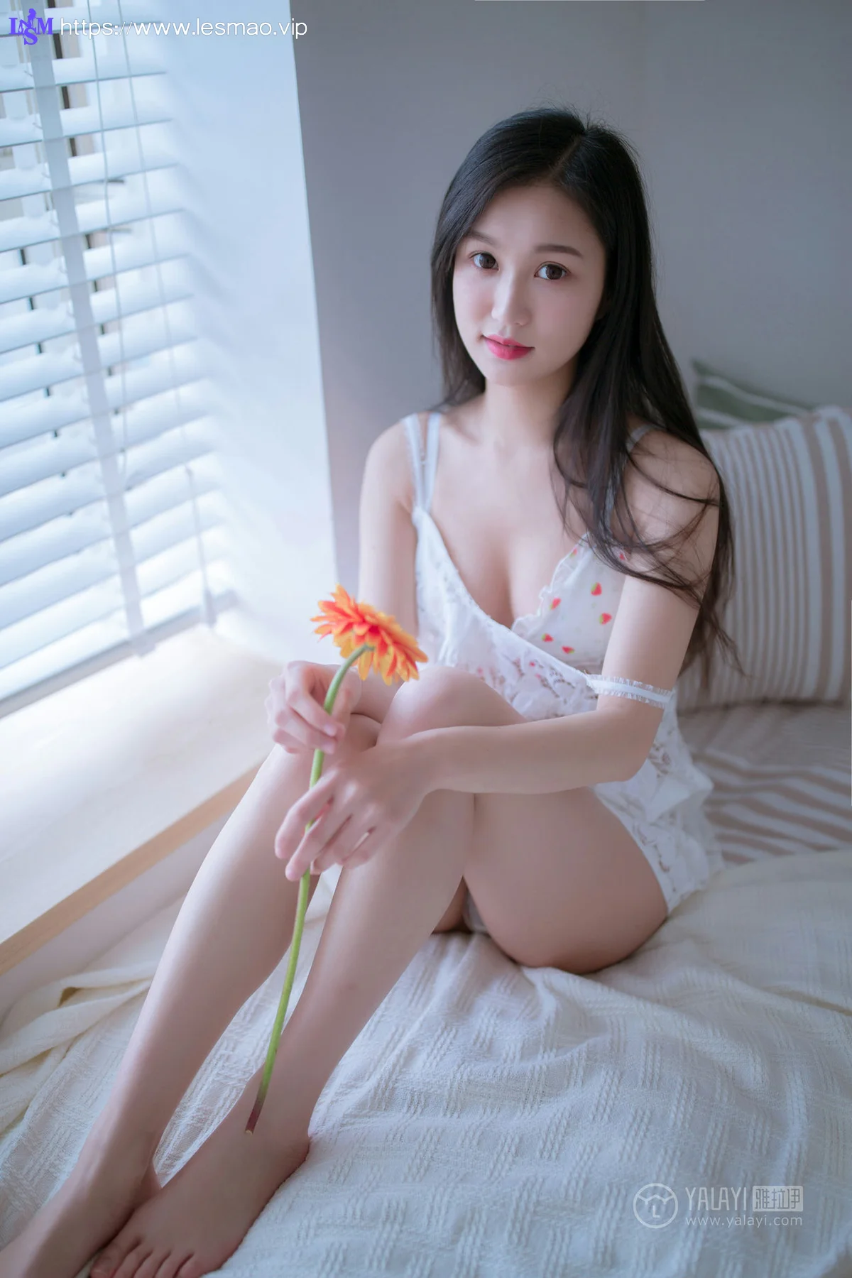 YALAYI 雅拉伊 Vol.185 仙女不会灰 那束花 - 1