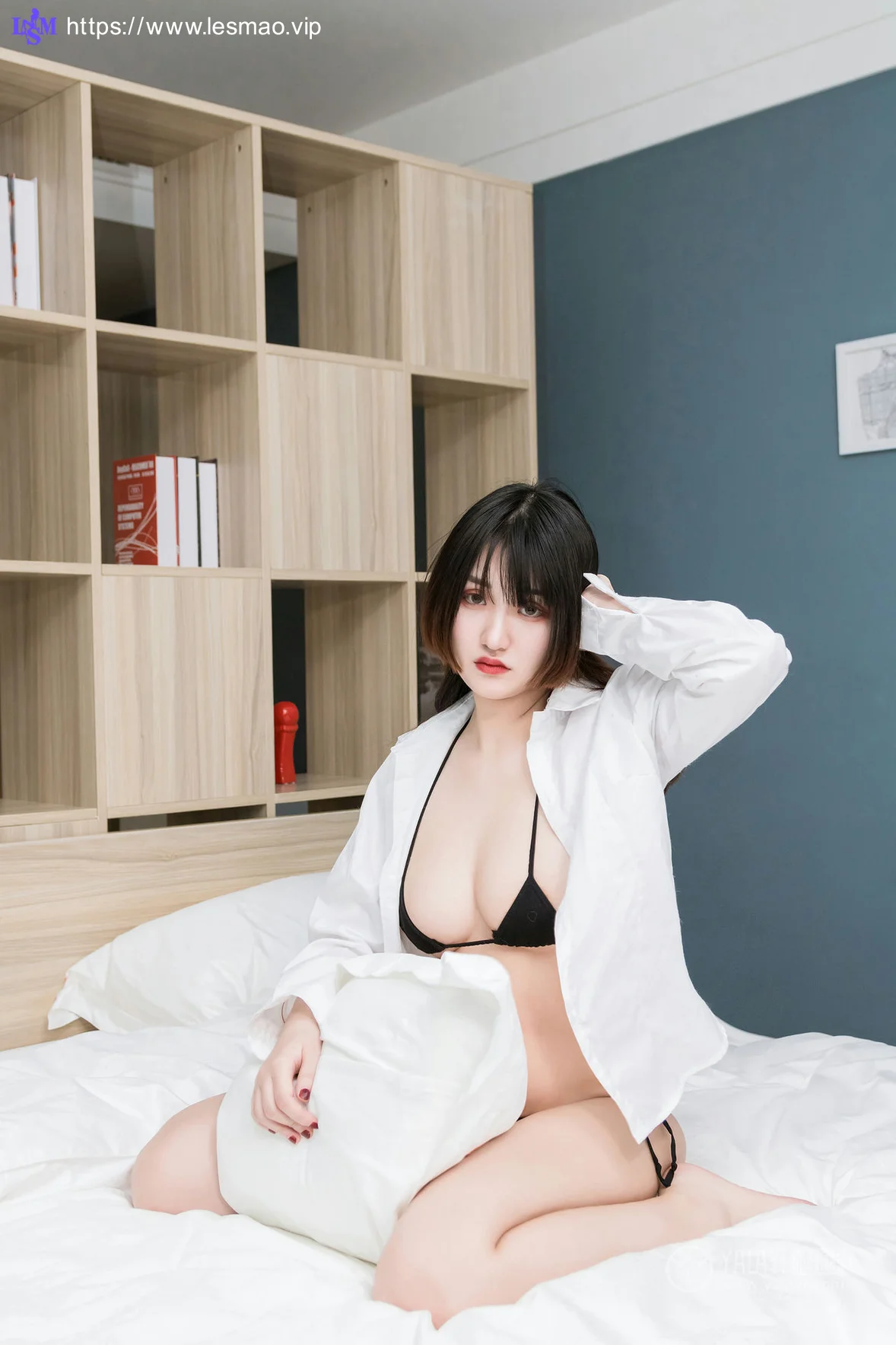 YALAYI 雅拉伊 Vol.221 D胸爆乳阿瞬和娇子合辑 - 9