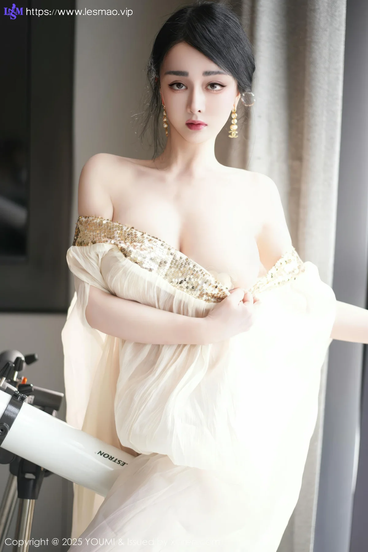 YOUMI 尤蜜荟 Vol.1132 允爾 金色吊坠式服饰 - 8