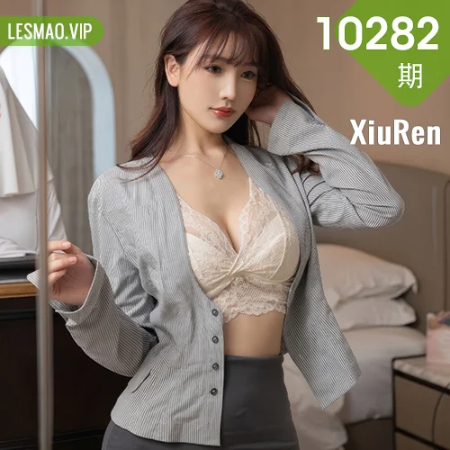 XiuRen 秀人 No.10282 陆萱萱 柔美身姿妖艳动人